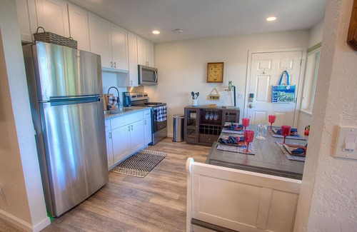 Tahoe Village Condo | SKI CONDO! Beautifully decorated, lake view, Amazing in summer too!