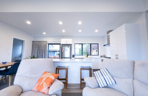 Turangi House | Ski, Fish, Tramp and Relax