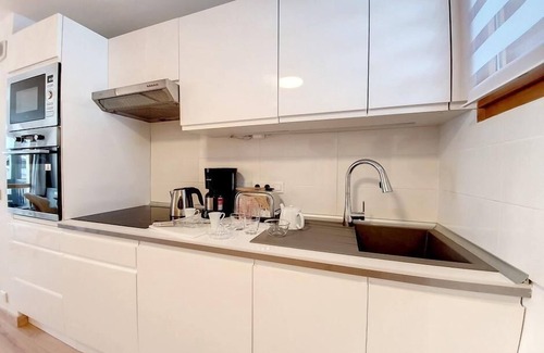 Saint-Martin-de-Belleville Apartment | Ski-in/ski-out & foot of the slopes, 5th floor, view mountain, balcony, tv, ski locker, 46m²