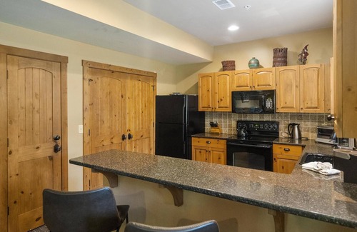 Boyne City Condo | Ski, Golf, Bike, Swim, and More - Condo w/Private Hot Tub at Boyne!