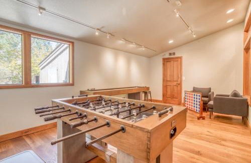 Century West House | Ski House 245 - Meredith Lodging