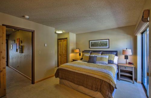 Four O'Clock House | Ski-In Breckenridge Abode Walk to Main St and Lifts