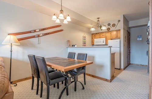 Silver Star Mountain Condo | Ski in/out ground floor condo in Creekside with King Bed in Master