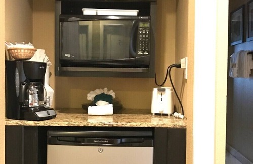 Tahoe Village Apartment | Ski In/Out Eagles Nest Lodge - Studio 2A