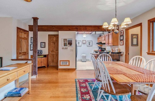 West Hartford Condo | Ski-in/out, Gorgeous Mtn Views! | Kingswood 12A