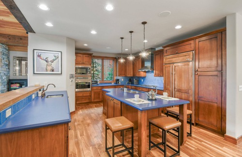 Winter Park House | Ski In Out Luxury Chalet 233 I Private Hot Tub I Amazing Views I Best Price I Discounted Attractions