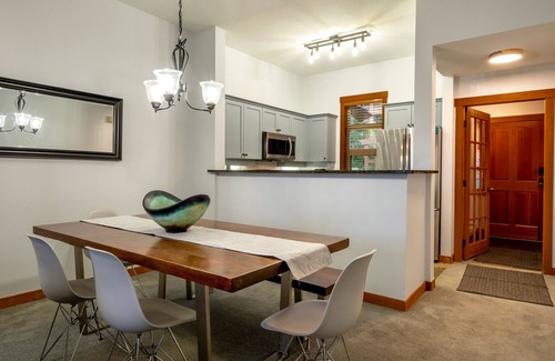 Upper Village House | SKI IN/OUT | Mountain Views | Private Hot Tub | Managed By Aloha Whistler