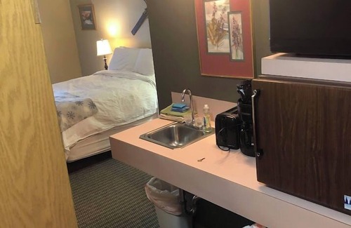 Powder Mountain Cabin | Ski in/out room at Powder Mountain Queen bed, Full bath, kitchenette