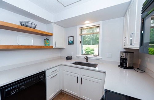 Stowe Area Condo | Ski In/Out! Toll House lift