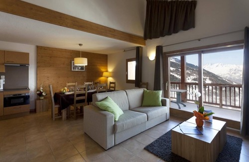 Sainte-Foy-Tarentaise Apartment | Ski-in/ski-out & foot of the slopes, fitness, swimming pool, terrace, balcony, tv, ski locker