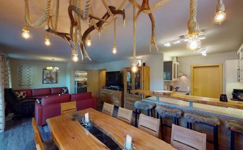 Vorderglemm Apartment | Ski in Ski Out neu und gehoben JokerCard inklusive