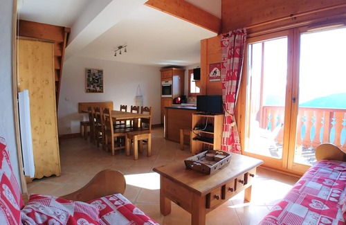 Bisanne 1500 Apartment | SKI IN SKI OUT BALCONY SOUTH WIFI DUPLEX 8-10 PEOPLE BISANNE 1500 LES SAISIES