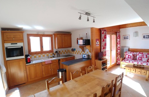 Bisanne 1500 Apartment | SKI IN SKI OUT BALCONY SOUTH WIFI DUPLEX 8-10 PEOPLE BISANNE 1500 LES SAISIES