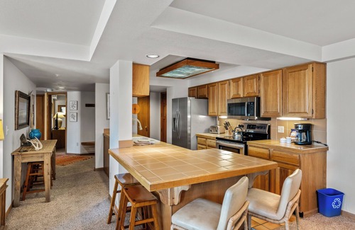 Steamboat Springs Condo | Ski-In/Ski-Out 2-Bdrm at Torian Plum!