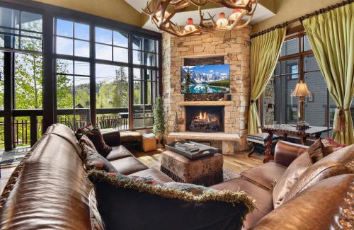 Empire Pass House | Ski In Ski Out 3BR Arrowleaf Penthouse in Deer Valley, Mountain Luxury with Slope Views