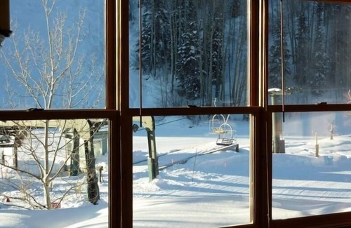 Telluride Condo | SKI-IN/SKI-OUT 5 BEDROOM, walking distance to everything in town!