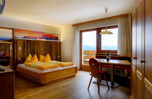 Maranza Apartment | Ski-In /Ski-Out Apartment with Balcony, Sauna, & Jacuzzi; Pets Allowed, Parking Available