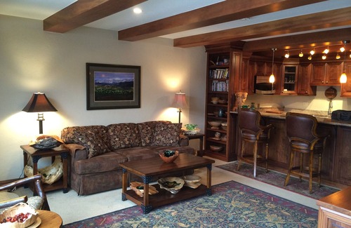East Village at Copper Condo | Ski-in/Ski-out Condo with prime view of Copper Mountain World Cup races 11/27/25