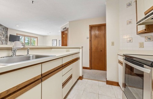 Stratton Mountain Condo | Ski-in Ski-out Condo at Stratton