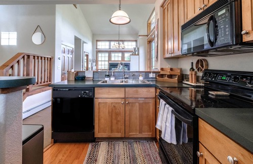 Silvercreek Condo | Ski in-Ski out Condo; Sleeps 9, Corner unit, Granby Ranch Resort amenities/RMNP!