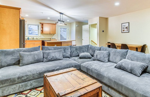 Bridgton Condo | Ski-In/Ski-Out Condo at Pleasant Mountain!