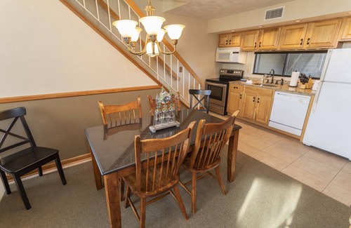 Champion Condo | Ski In Ski Out Condo