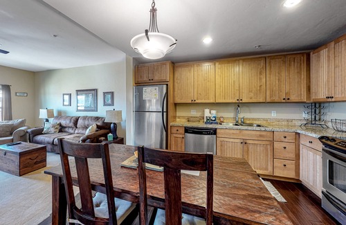 Silvercreek Condo | Ski-in/ski-out condo with gas fireplace, shared hot tub, pool, & mountain views