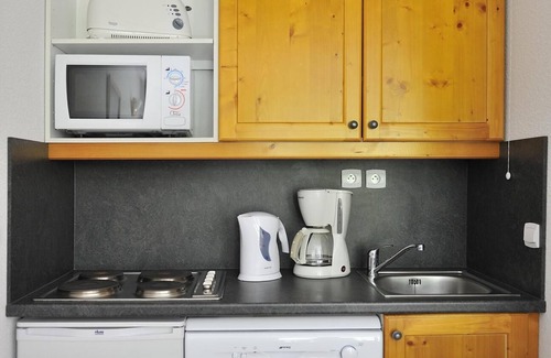 Valmeinier Apartment | Ski-in/ski-out & foot of the slopes, swimming pool, ski locker, 32m², Valmeinier