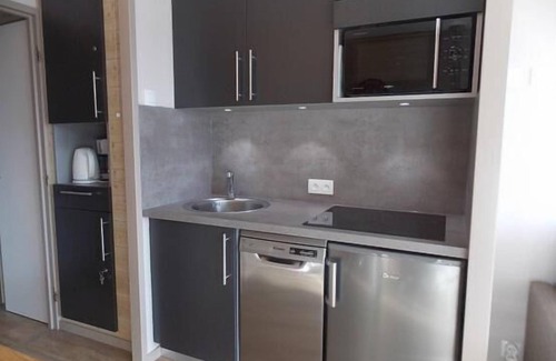Saint-Julien-Mont-Denis Apartment | Ski-in/ski-out & foot of the slopes, 4th floor, view mountain, balcony, tv, ski locker, 23m²