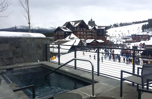 Breckenridge Apartment | Ski In/Ski Out - Grand Colorado at Peak 8 Slope-Side Suite