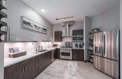 Winter Park Condo | Ski-in ski-out, Modern Condo, Gourmet Kitchen, Great Amenities, Free Garage +EV!