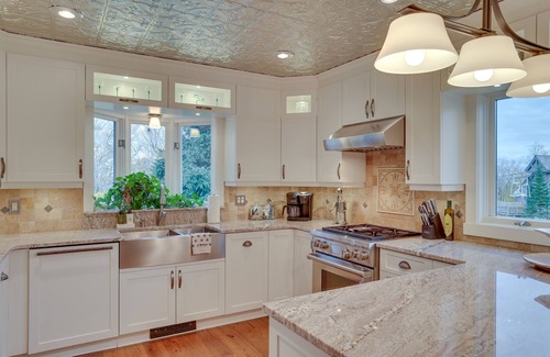 North Troy House | Ski-In/Ski-Out w/Sauna in Jay Ski Peak Resort!
