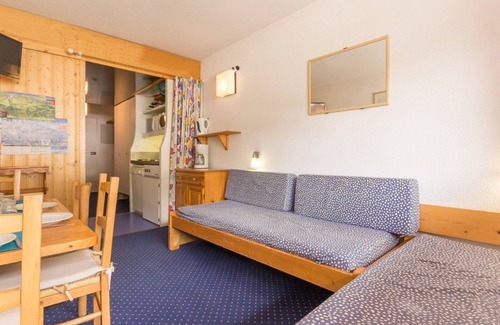 Arc-2000 Apartment | Ski-in studio with balcony and kitchenette, 4 ppl