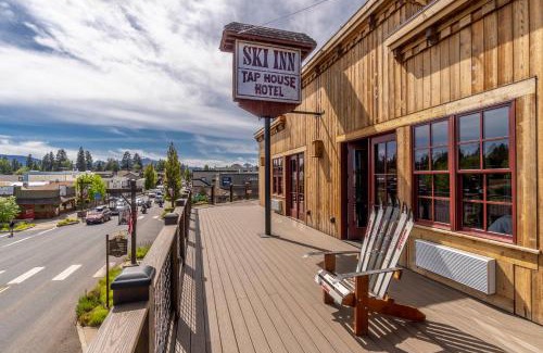 Sisters Hotel | Ski Inn Taphouse Hotel