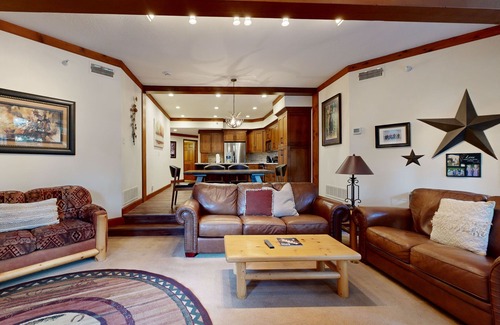 Deer Valley Condo | Ski sanctuary with private hot tub - adjacent to slopes & on free bus line