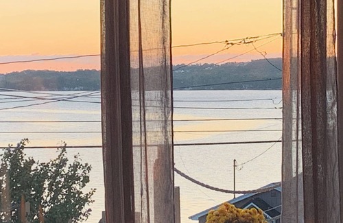 Canandaigua House | Ski season! 25 minutes to Bristol mountain. wineries, breweries, restaurants,