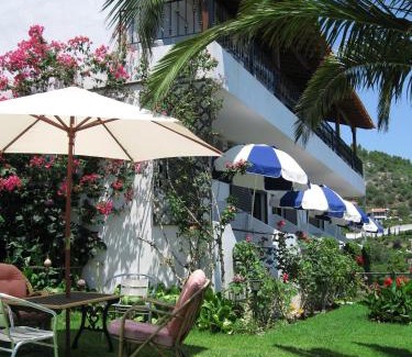 Katsarou Apartment | Skiathos Studios Panorama