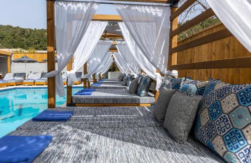 Skiathos Town Hotel | Skiathos Theros, Philian Hotels and Resorts
