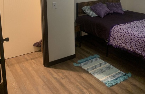 Stratford House | Skiers, travlers, or traveling workers welcome to stay for a day, week, or month