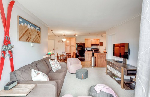 Purgatory Condo | Skiing & Hiking: Mtn-View Condo in Durango!