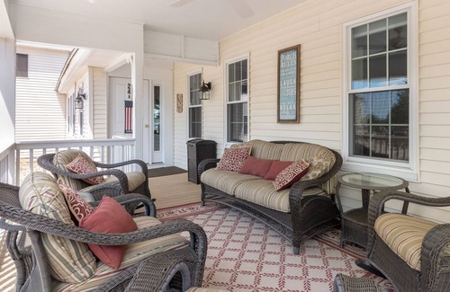 Laconia House | Skiing in 15 mins 5-bedroom, perfect for apres-ski