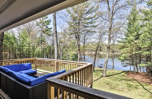 Arbor Vitae House | Skipping Stone on Towanda Lake