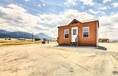 Livingston Cabin | Skwala Cabin (Cabin #6)