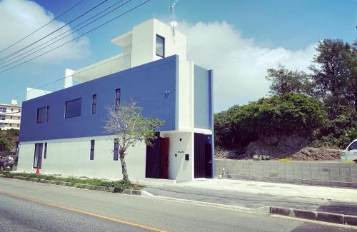 Yomitan Villa | Sky Blue Villa沖縄