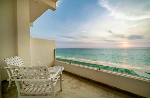 Hettimulla Hotel | Sky Breeze Right On The Beach