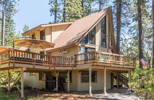 Arnold House | Sky Chalet
