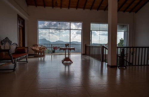 Doluwa Hotel | Sky Lodge