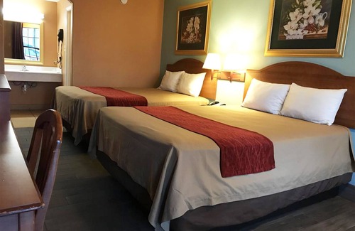 Anthony Hotel | Sky Palace Inn Anthony - Comfort 2 Queen Bed Non Smoking