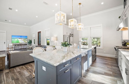 Gulf Pines House | Sky's Oasis: Huge Private Pool/Spa, FREE Golf Cart, Private Beach