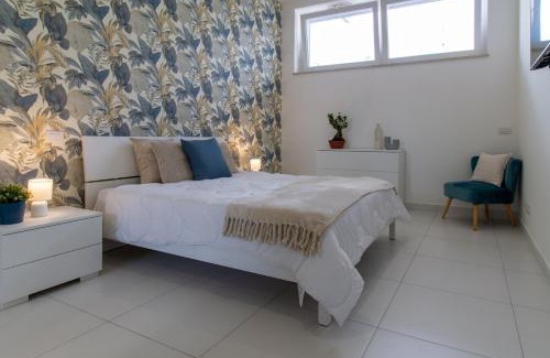 Pomezia Apartment | Sky Suite Blue Pomezia
